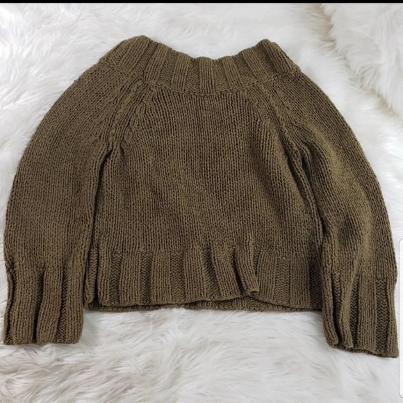 Free people sweater. - Picture 6 of 6